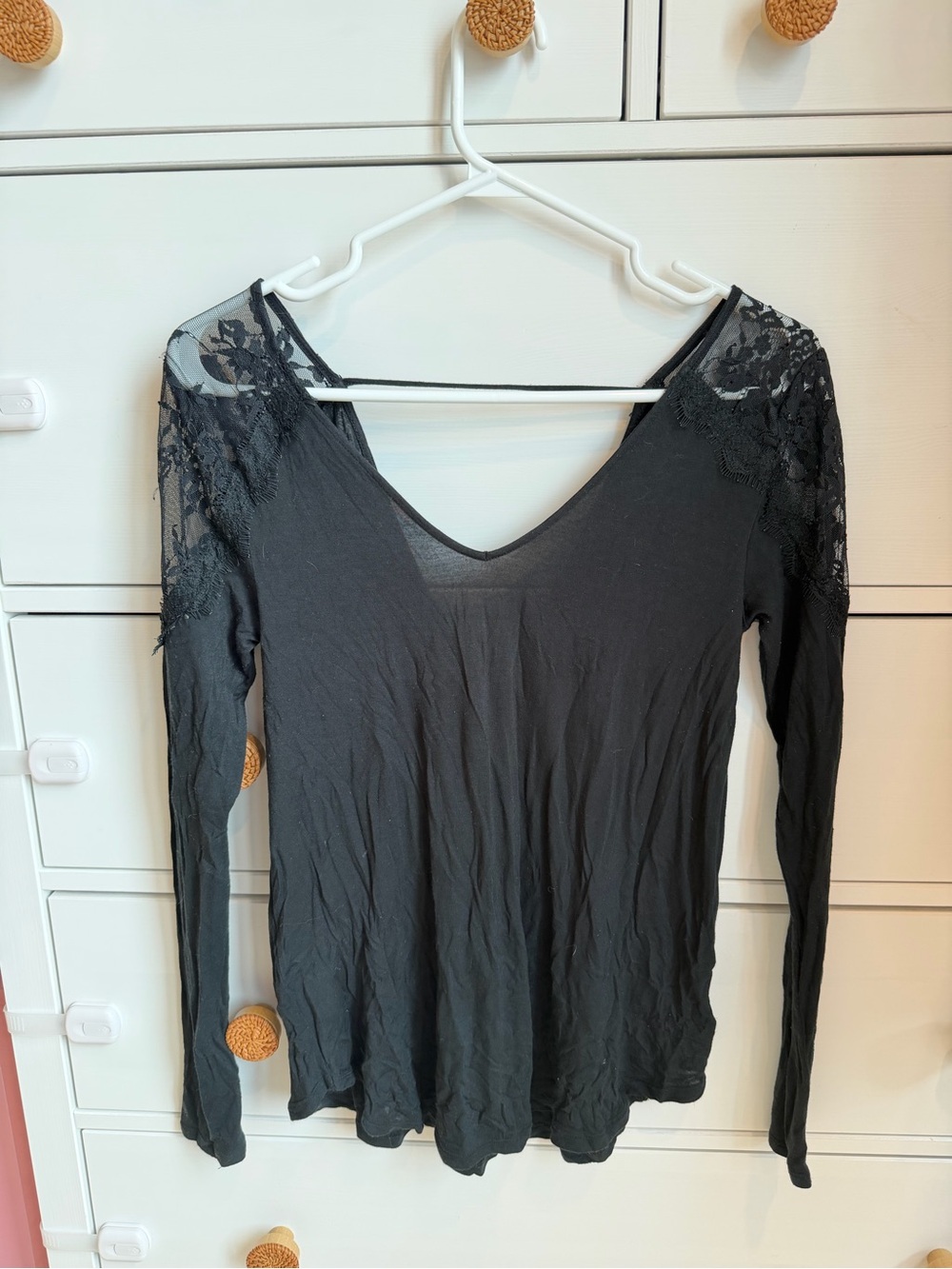 American Eagles Black Lace-Shoulder Long Sleeve V-Neck Top